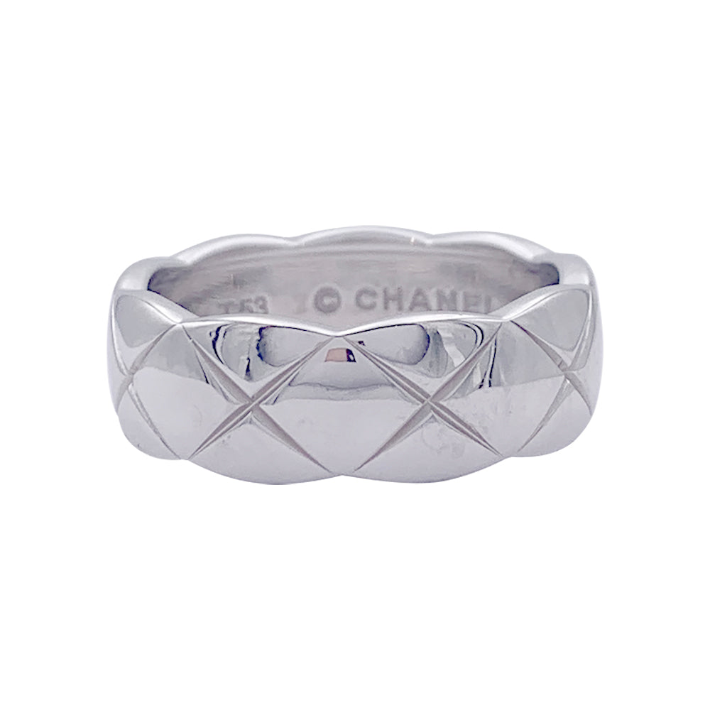 Chanel ring, "Coco Crush", in white gold.