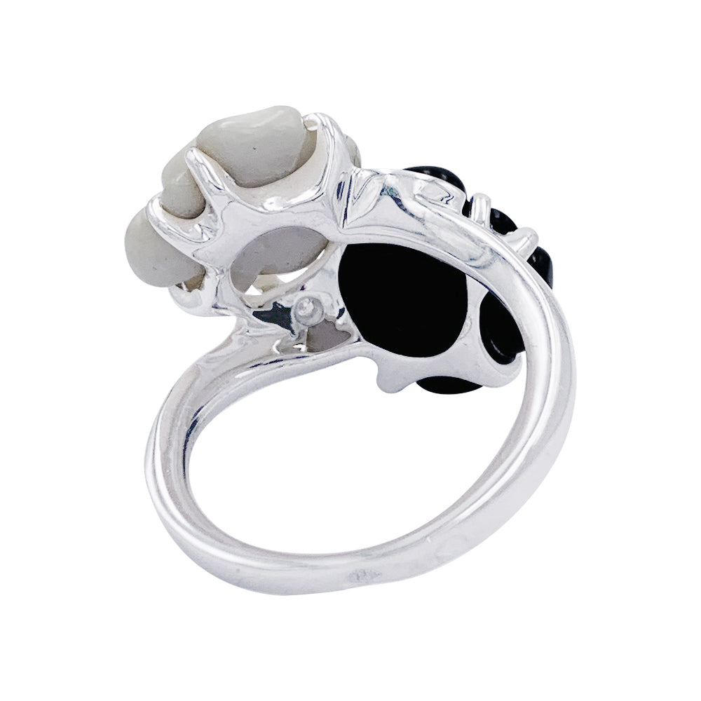Chanel ring, "Toi & Moi - Mini sculpted Camellia", white gold, diamonds.