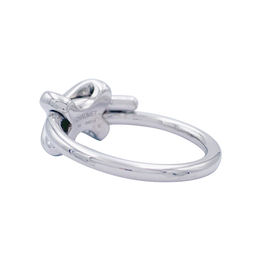 Bague Chaumet, "Jeux de Liens", or blanc, diamants.
