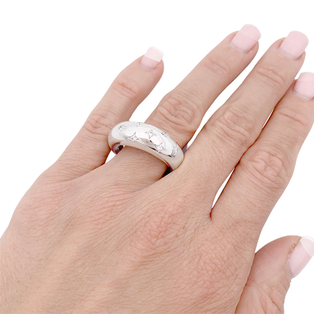 Chaumet ring, "Anneau", in white gold, diamonds.