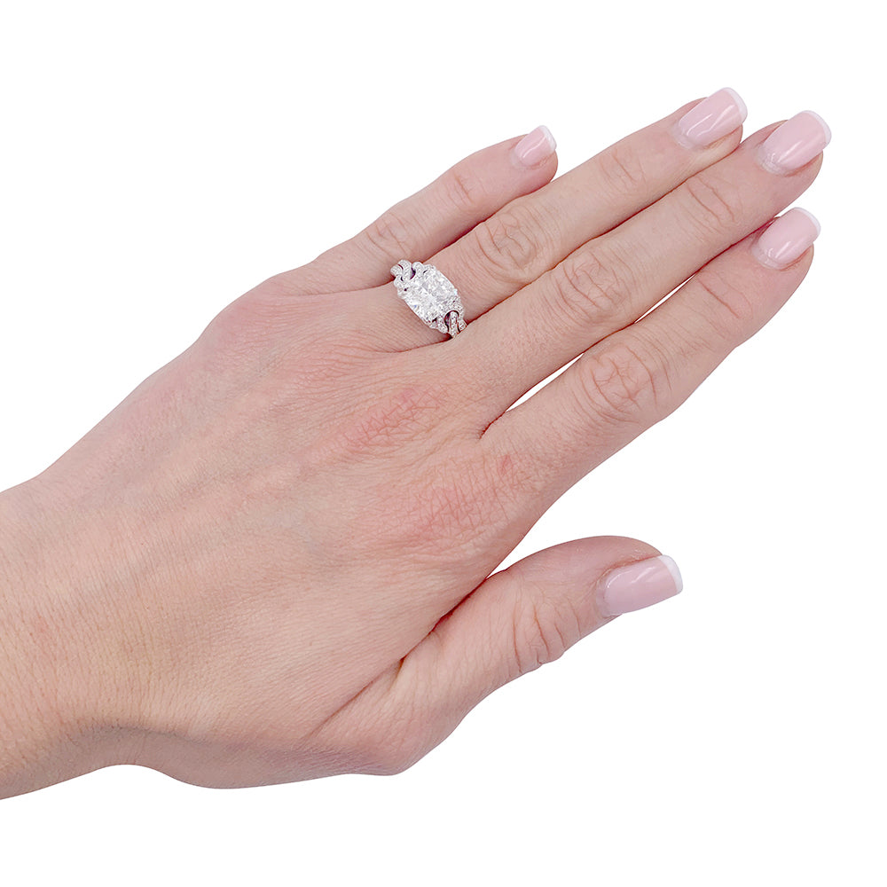 Mauboussin ring, "Subtil Message", white gold, cushion diamond.