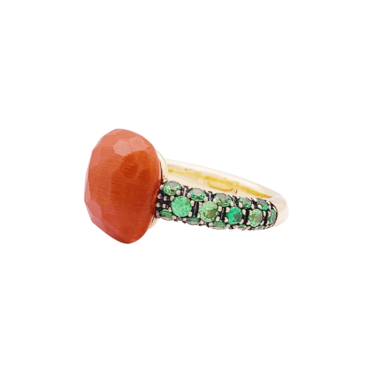 Bague Pomellato "Capri" en or rose, corail et tsavorites. - Maison Eloe