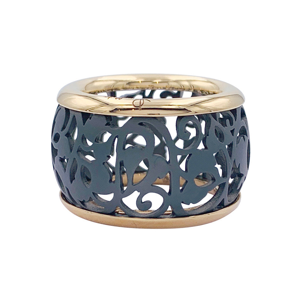 Bague Pomellato, "Arabesque", or rose, titane.