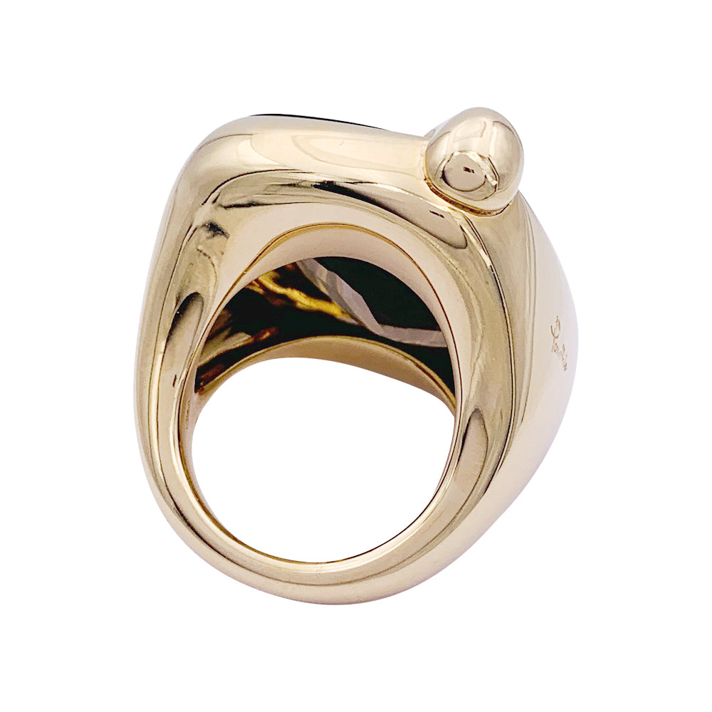 Pomellato ring, "Ritratto", pink gold, smoky quartz and diamonds.