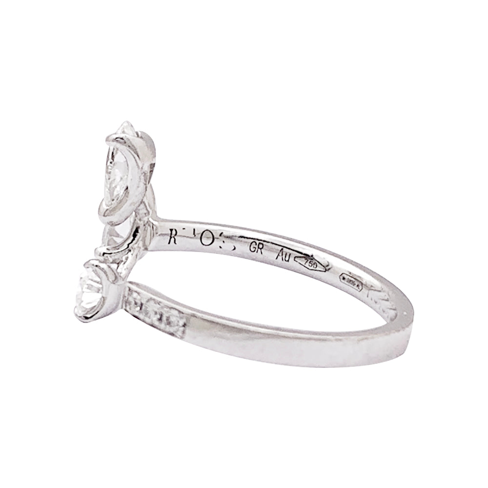 Repossi "Serti sur Vide" ring in white gold and diamonds.