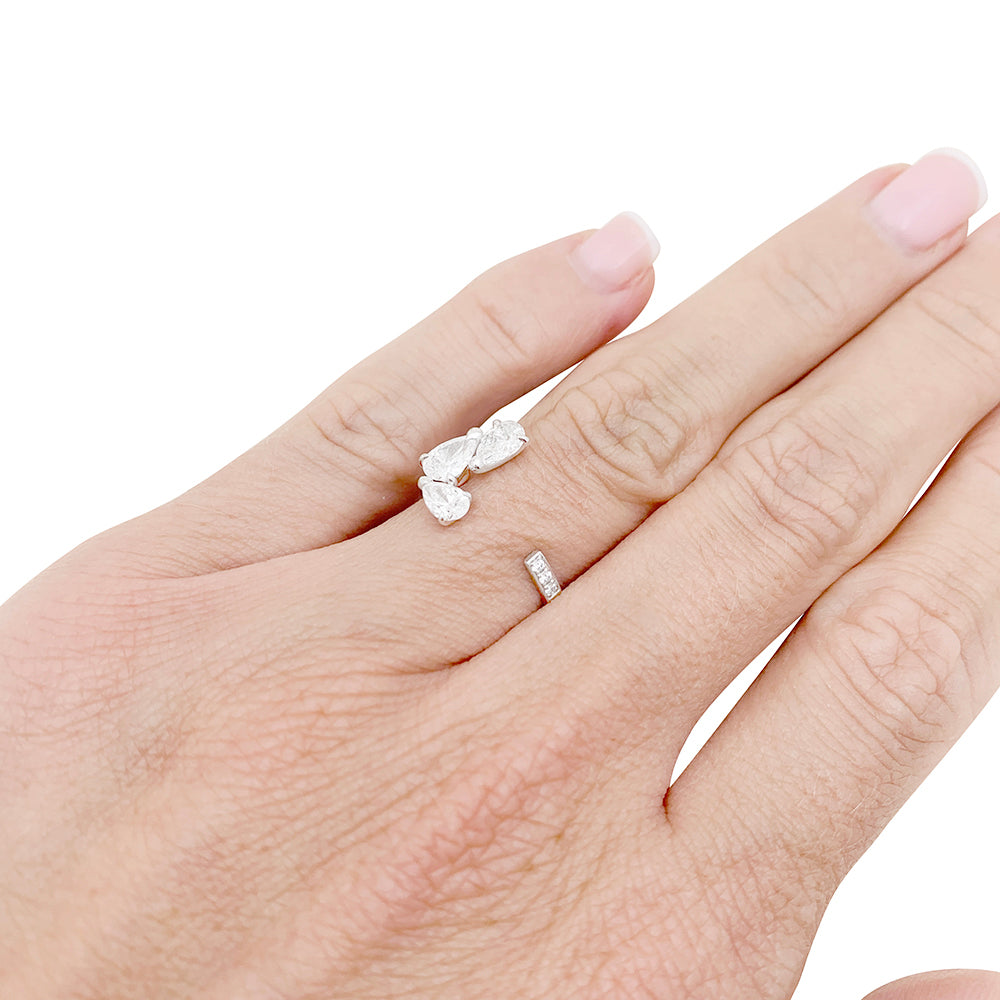 Repossi "Serti sur Vide" ring in white gold and diamonds.
