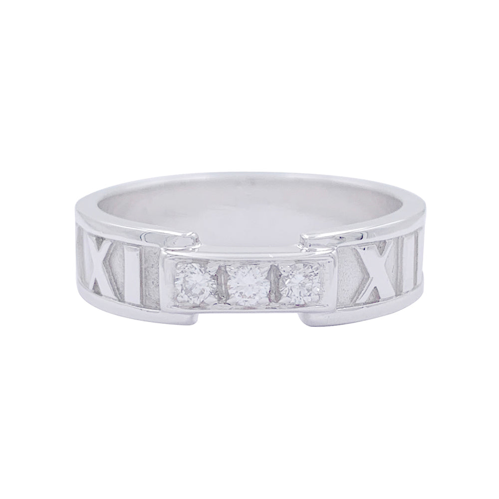Bague Tiffany & Co., "Atlas", or blanc, diamants.