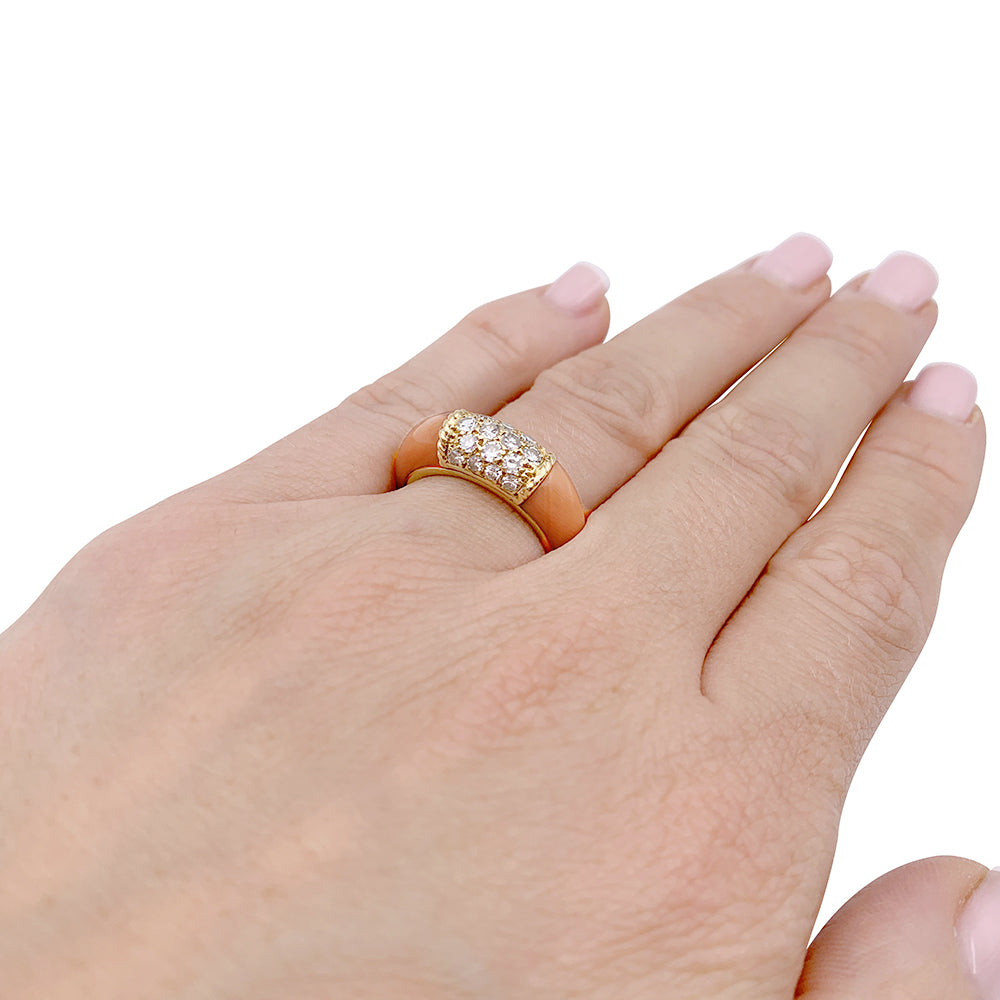 Van Cleef & Arpels "Philippine" ring, yellow gold, pink coral and diamonds.