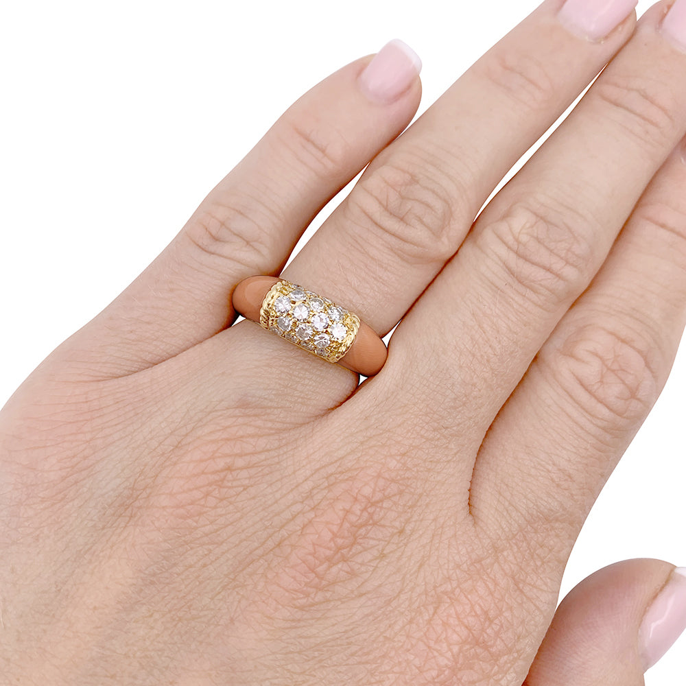 Van Cleef & Arpels "Philippine" ring, yellow gold, pink coral and diamonds.