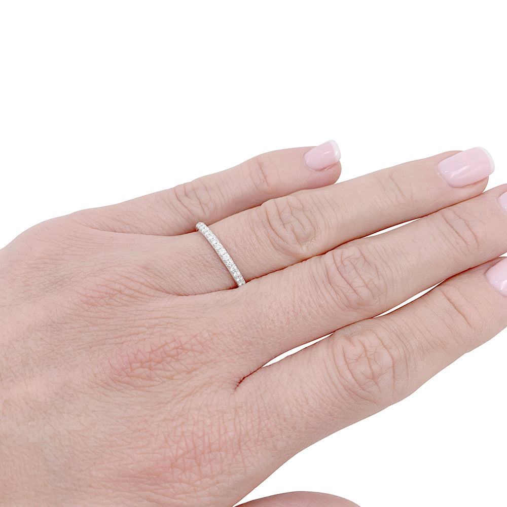Alliance Tiffany&Co., "Eternité", platine et diamant.