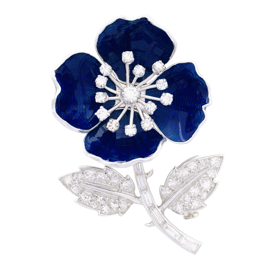 Clip Boucheron, "Eglantine", en or blanc, platine, émail et diamants.