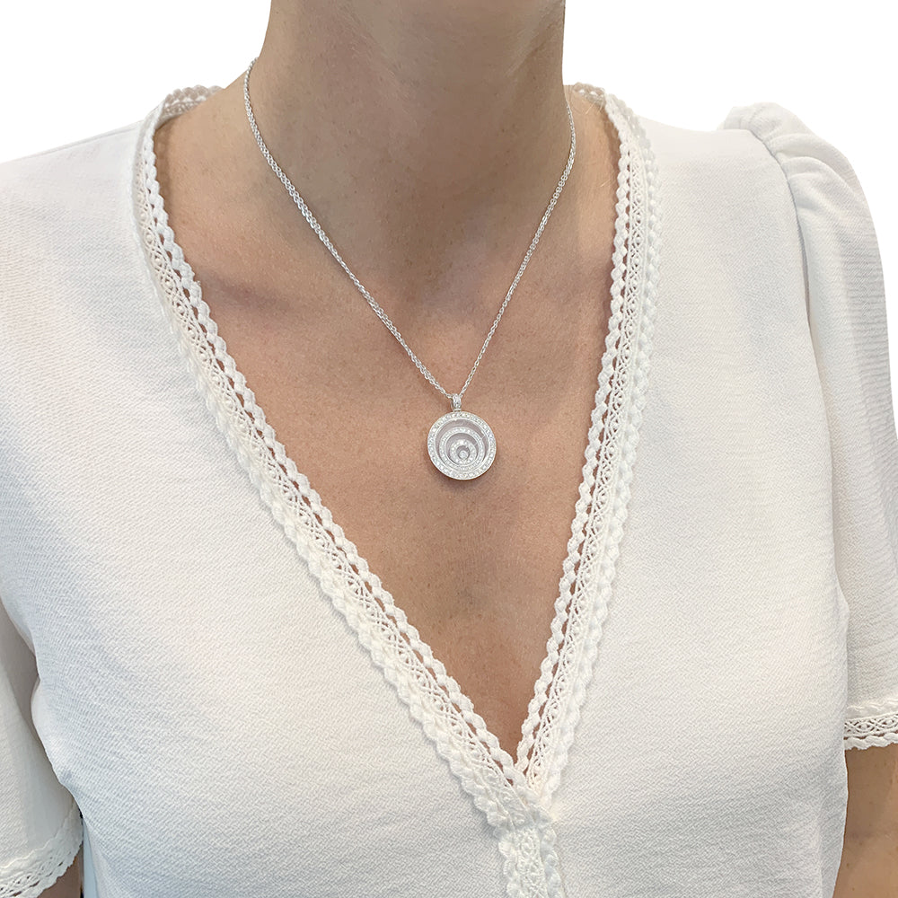 Chopard "Happy Spirit" chain and pendant in white gold and diamonds