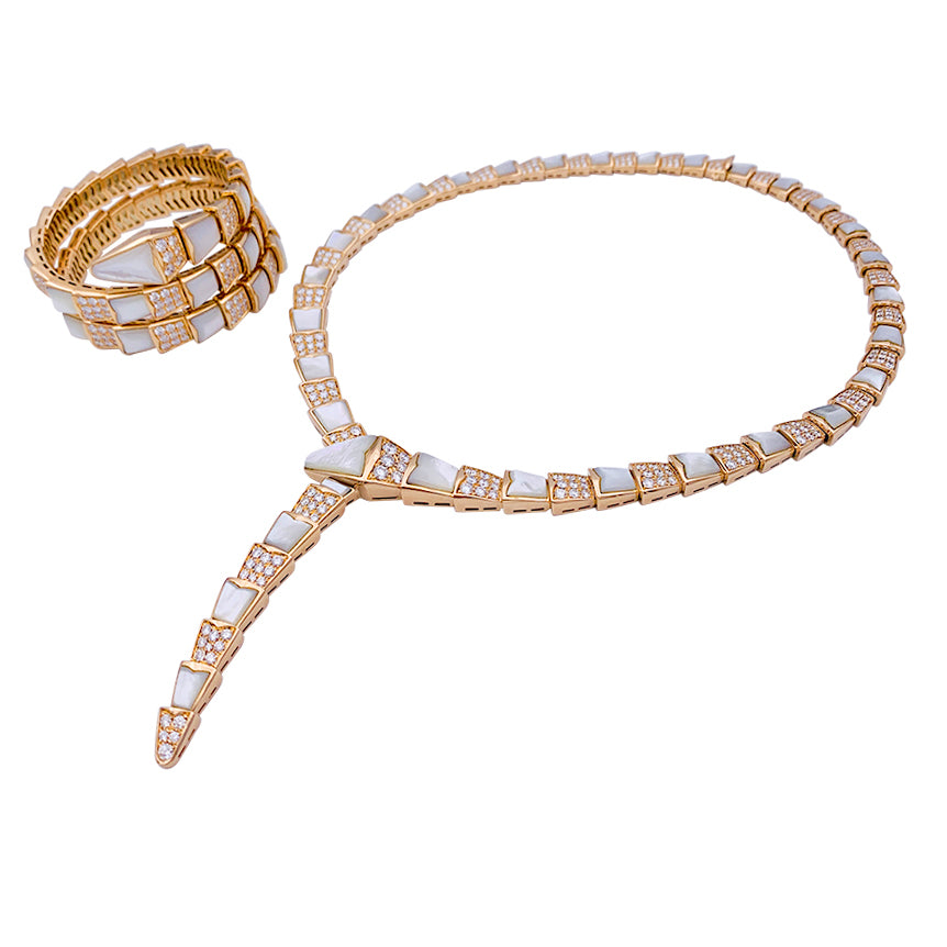 Bulgari necklace, “Serpenti Viper”, pink gold, mother-of-pearl and diamonds.