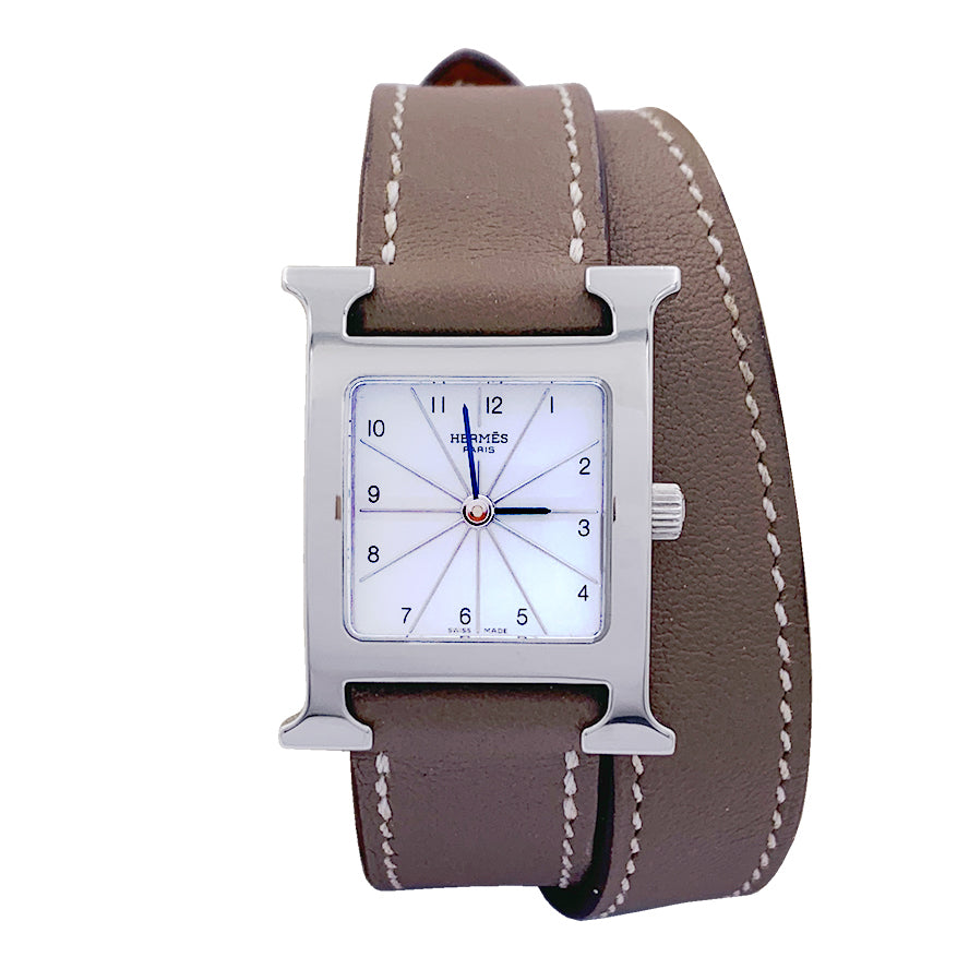 Montre Hermès,"Heure H", acier sur cuir.