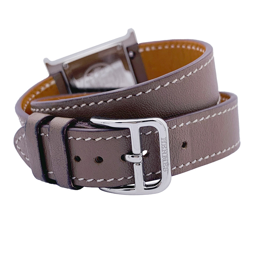 Montre Hermès,"Heure H", acier sur cuir.