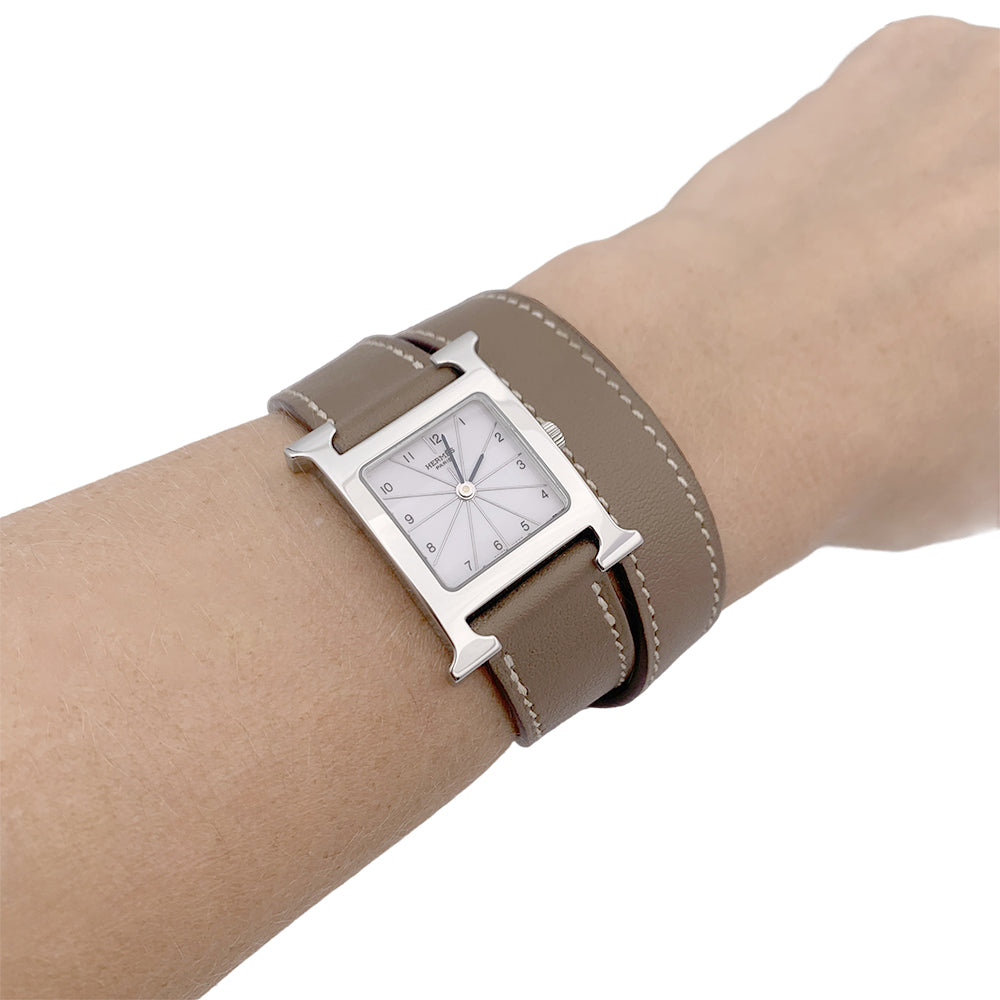 Hermès watch, "Heure H", steel on leather.