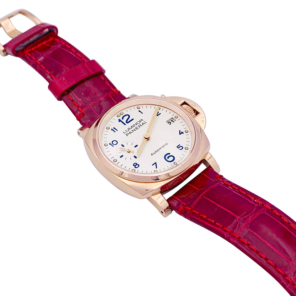 Montre Panerai "Luminor Due" or rose.