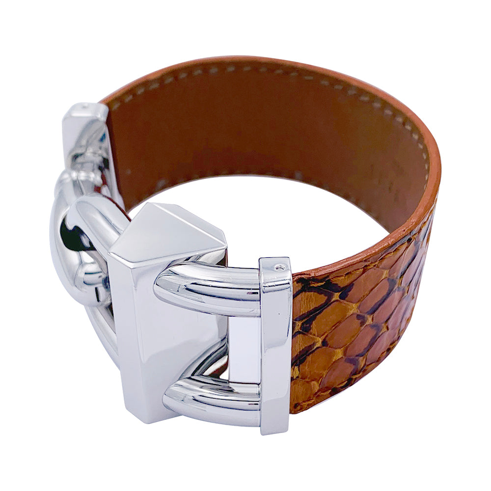 Van Cleef & Arpels watch, “Cadenas”, steel, leather.