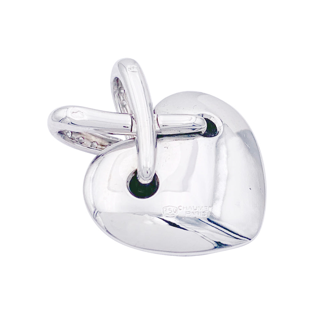 Pendentif coeur Chaumet, "Liens", or blanc et diamants.