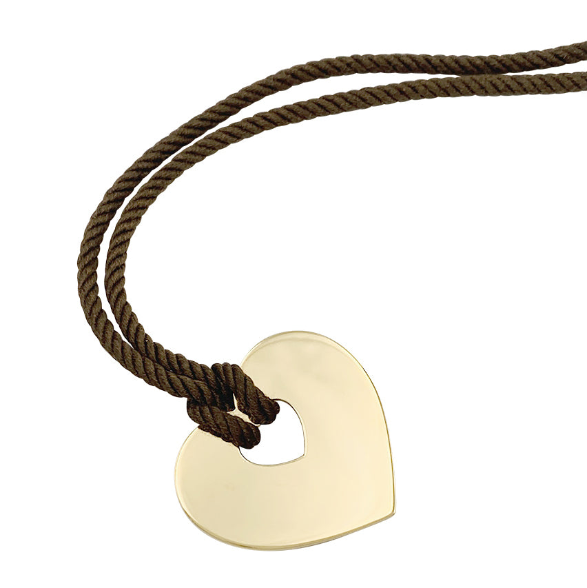 Poiray pendant, "Secret Heart", yellow gold.