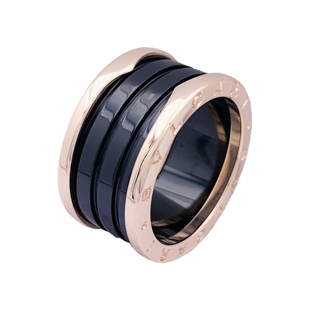 Bague Bulgari, "B.Zero1", or rose et céramique.