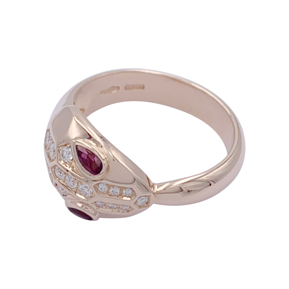 Bague Bulgari, "Serpenti, or rose, diamants, rubellites.