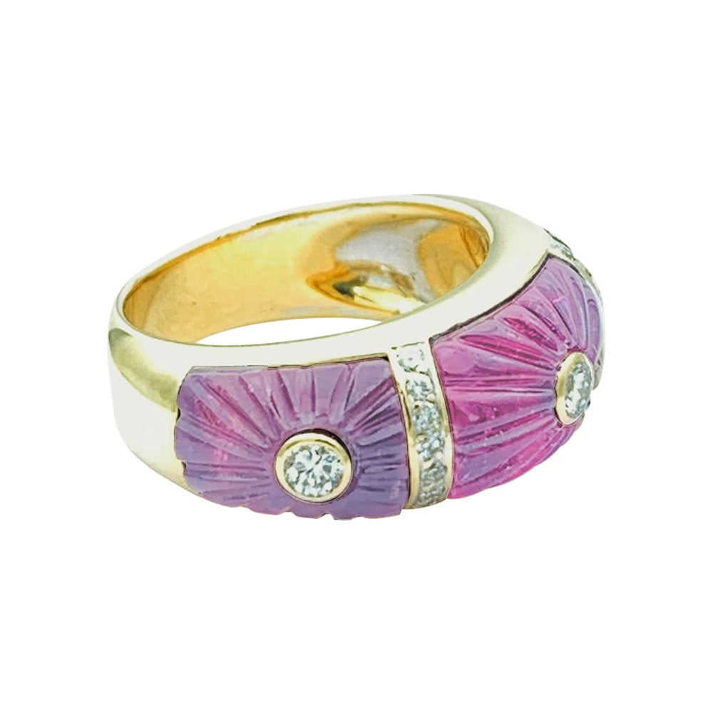 Cartier ring, yellow gold, tourmalines, diamonds.