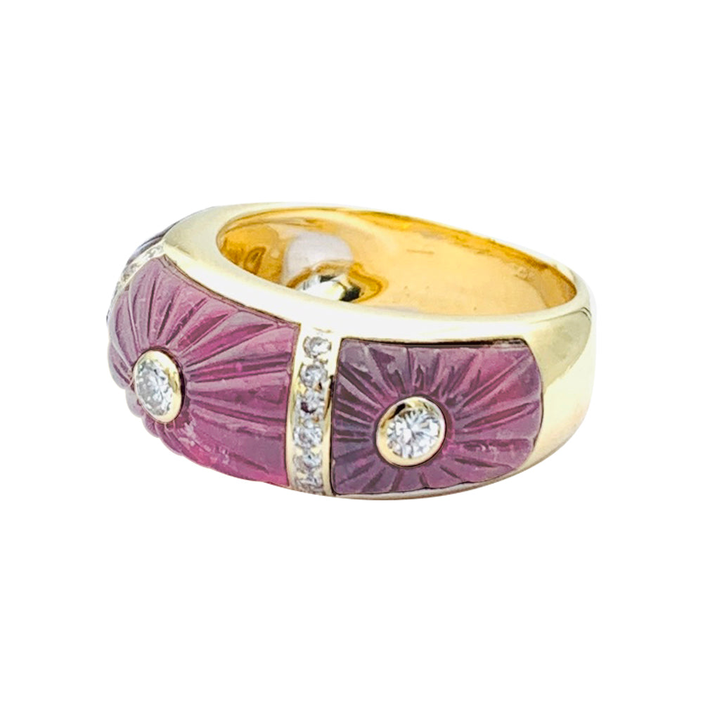 Cartier ring, yellow gold, tourmalines, diamonds.