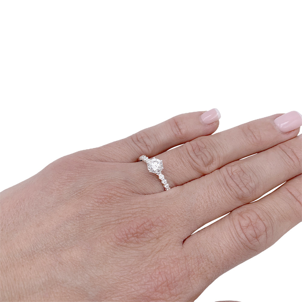 Chaumet ring, "Solitaire Bee my Love", white gold, diamonds.