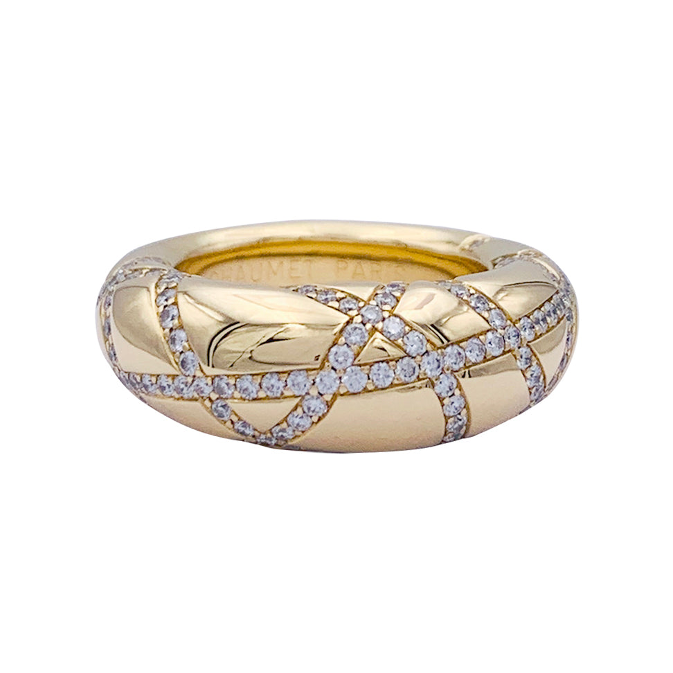 Bague Chaumet, "Anneau", en or jaune, diamants.