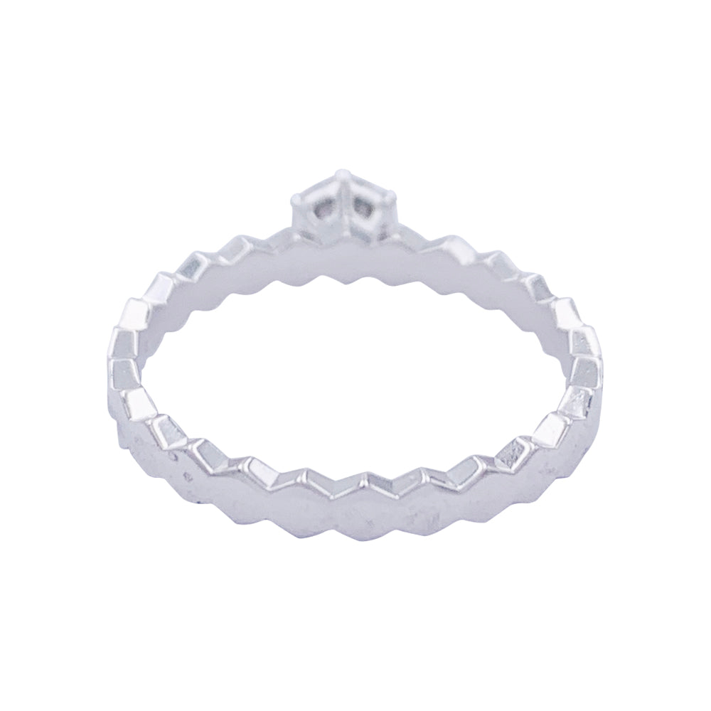 Chaumet ring, "Solitaire Bee my Love", white gold, diamonds.