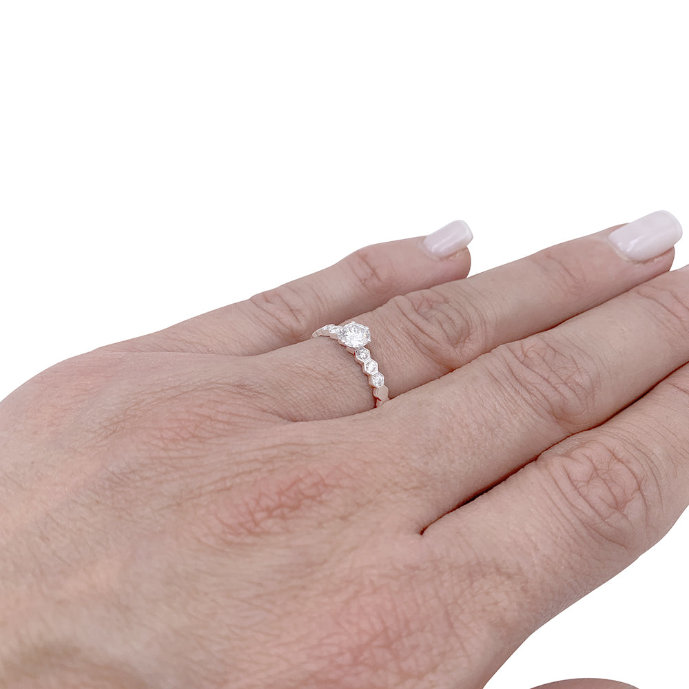 Chaumet ring, "Solitaire Bee my Love", white gold, diamonds.