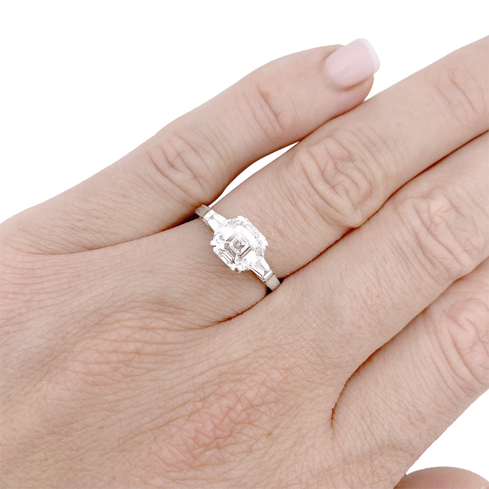 Graff "Promise" ring in platinum and diamonds.