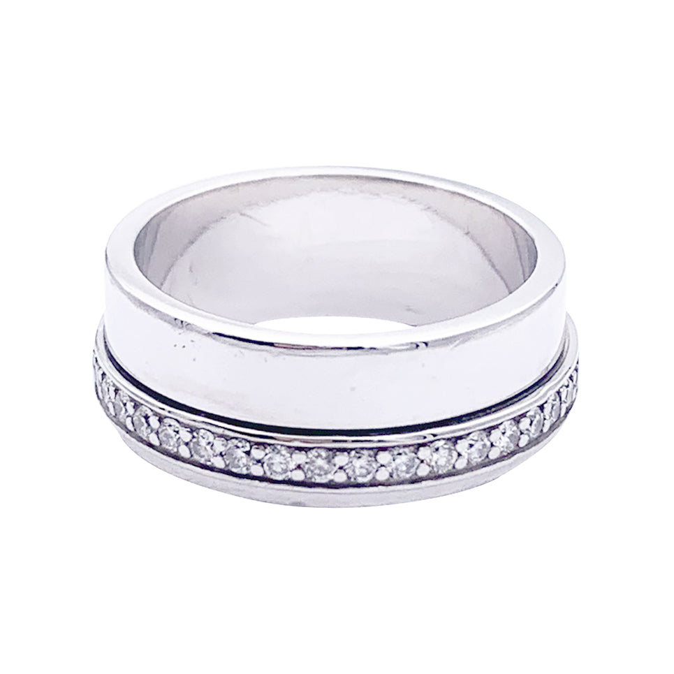 Bague Piaget,"Possession", or blanc, diamants.