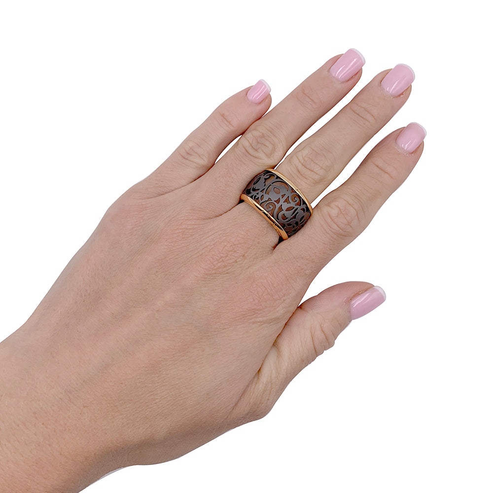 Pomellato ring, "Arabesque", rose gold, titanium.