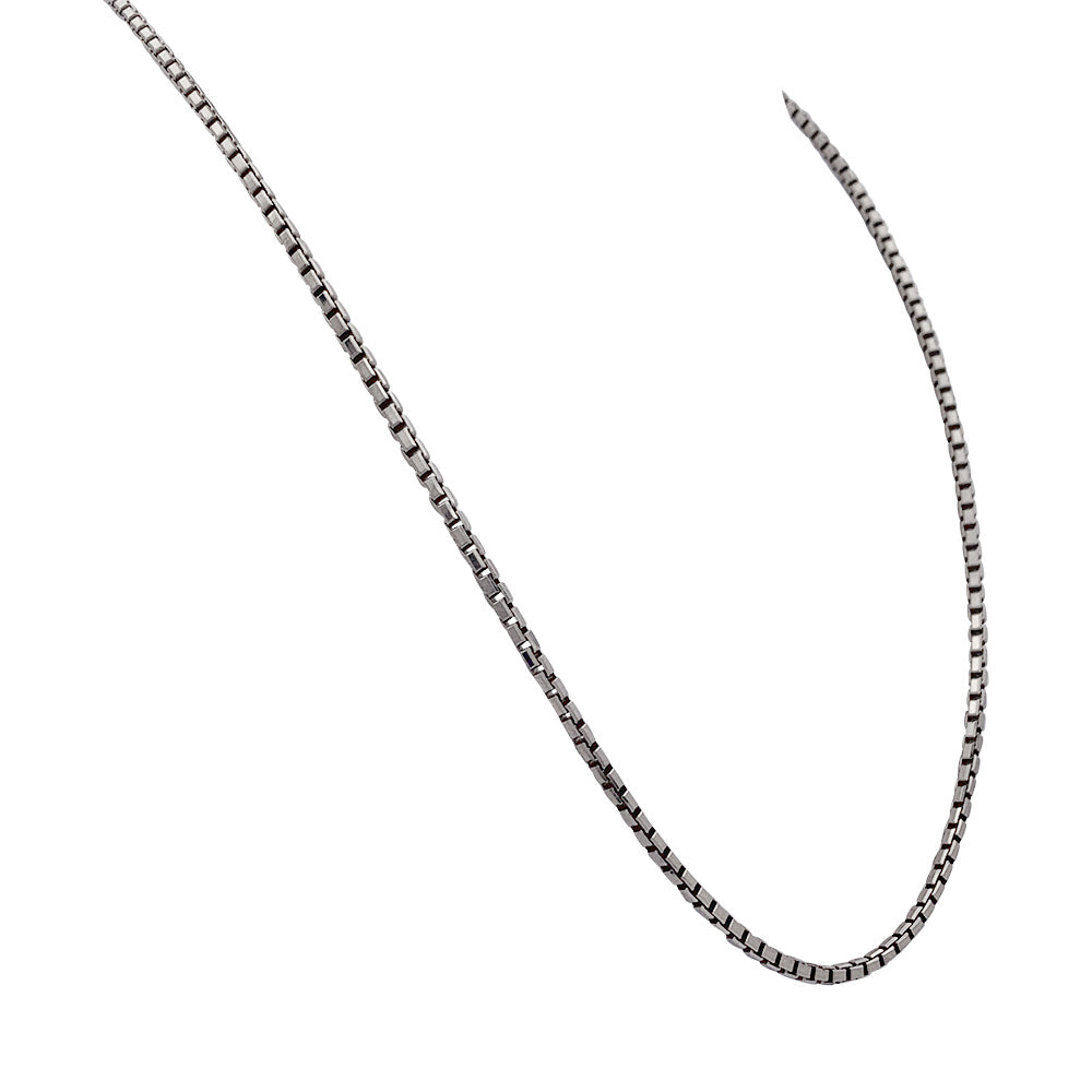 Collier Cartier or blanc rhodié gris.