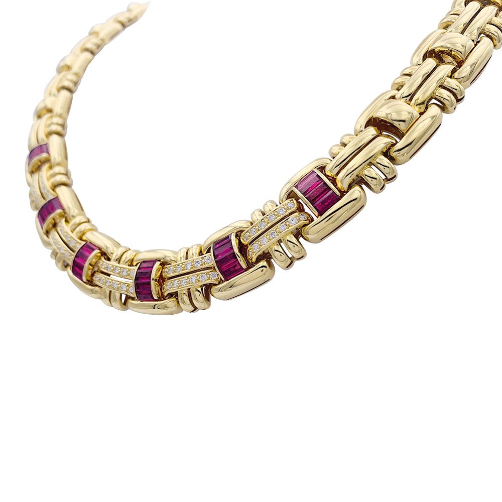 Collier Wempé en or jaune serti de rubis et de diamants. - Maison Eloe