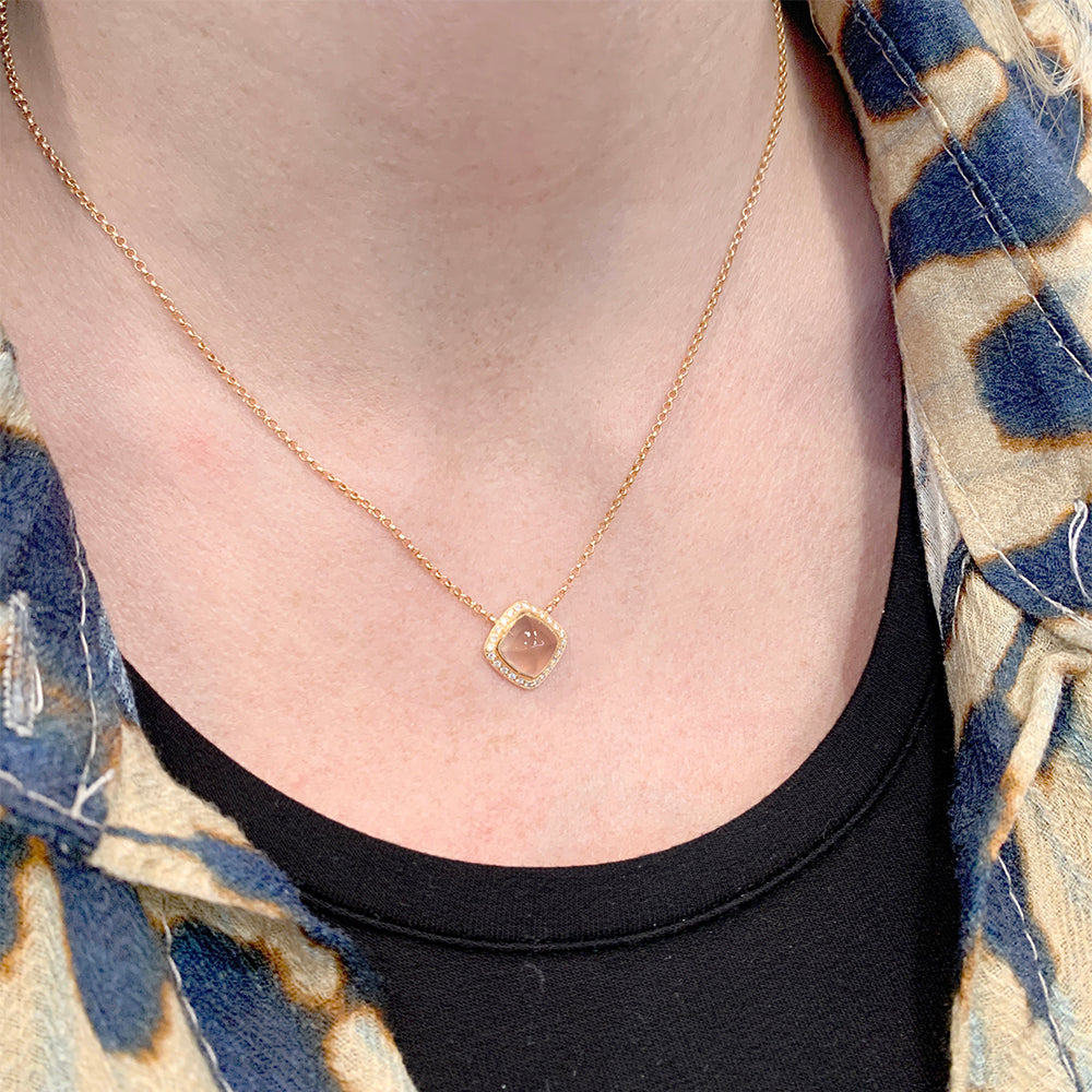 Fred "Sugar Loaf" necklace in rose gold, rose quartz, and diamonds.