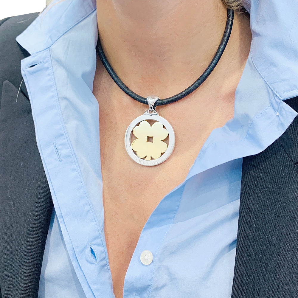Bulgari pendant, "Tondo Clover", steel, yellow gold.