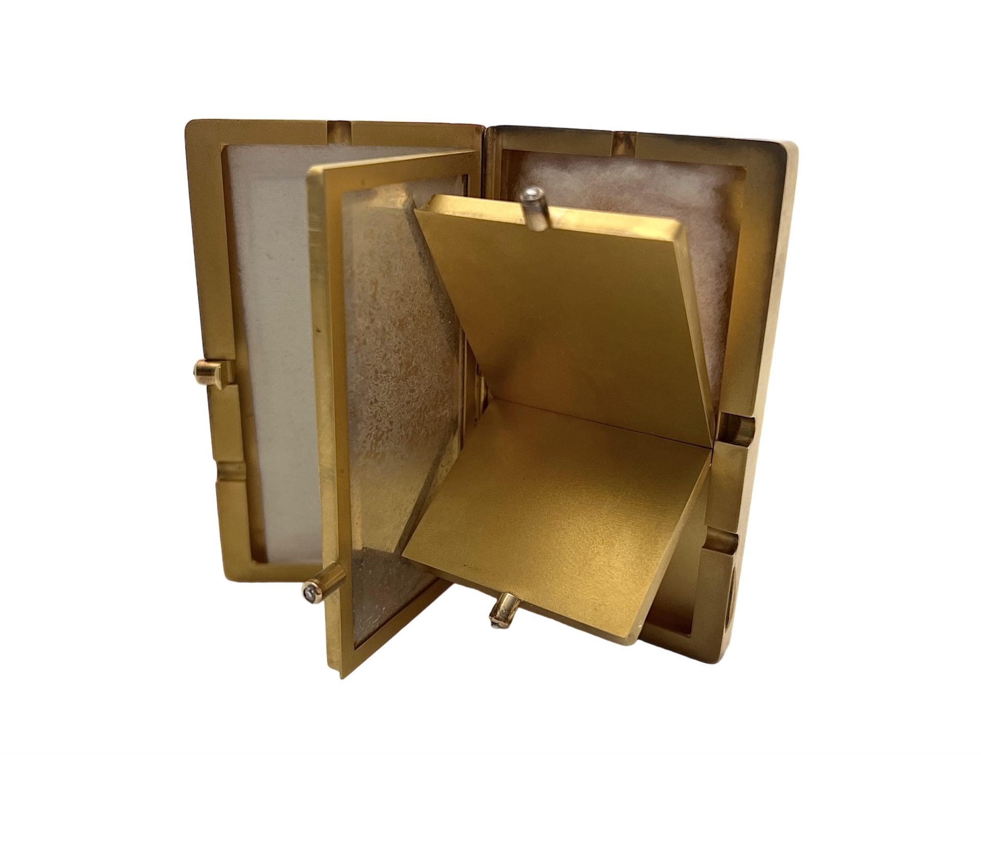 A gold minaudière by Ravasco