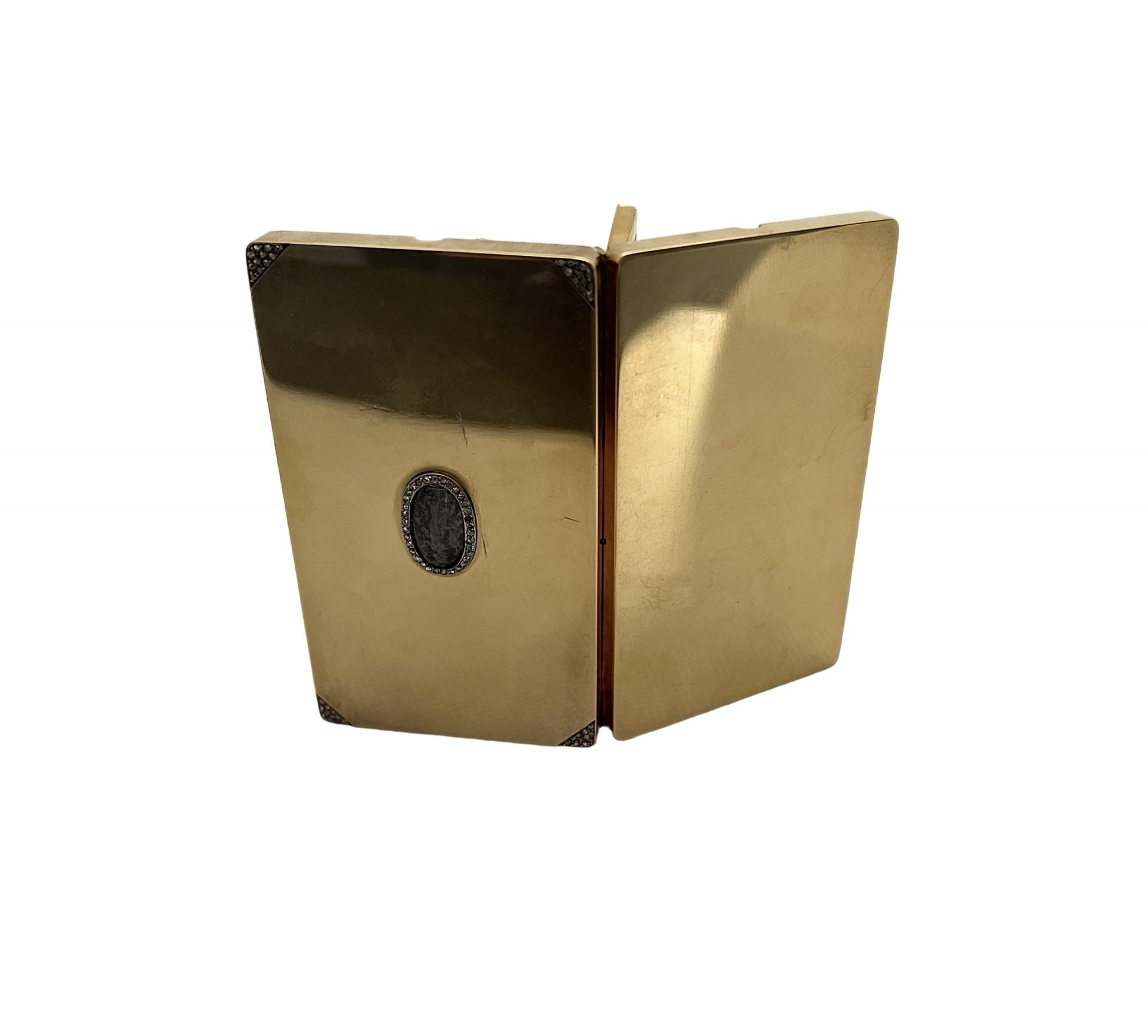 A gold minaudière by Ravasco