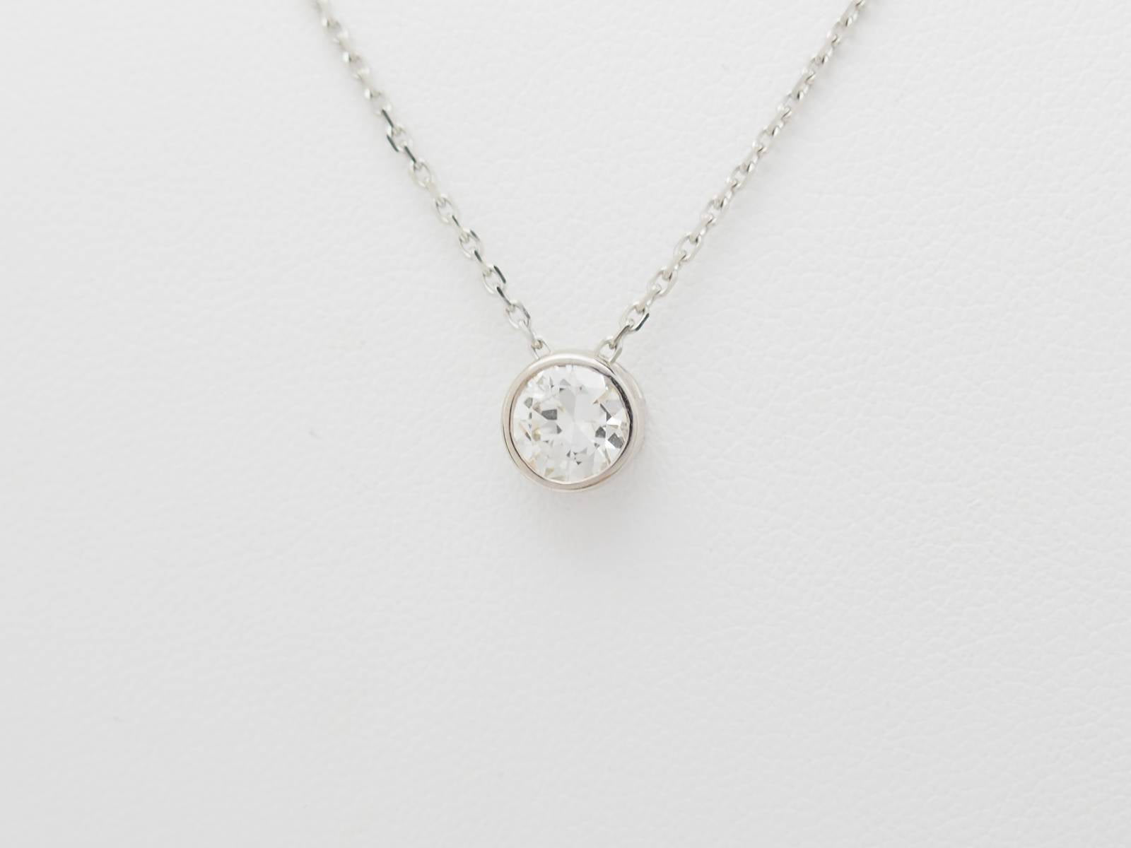 Collier solitaire en or blanc et diamant 0.77ct