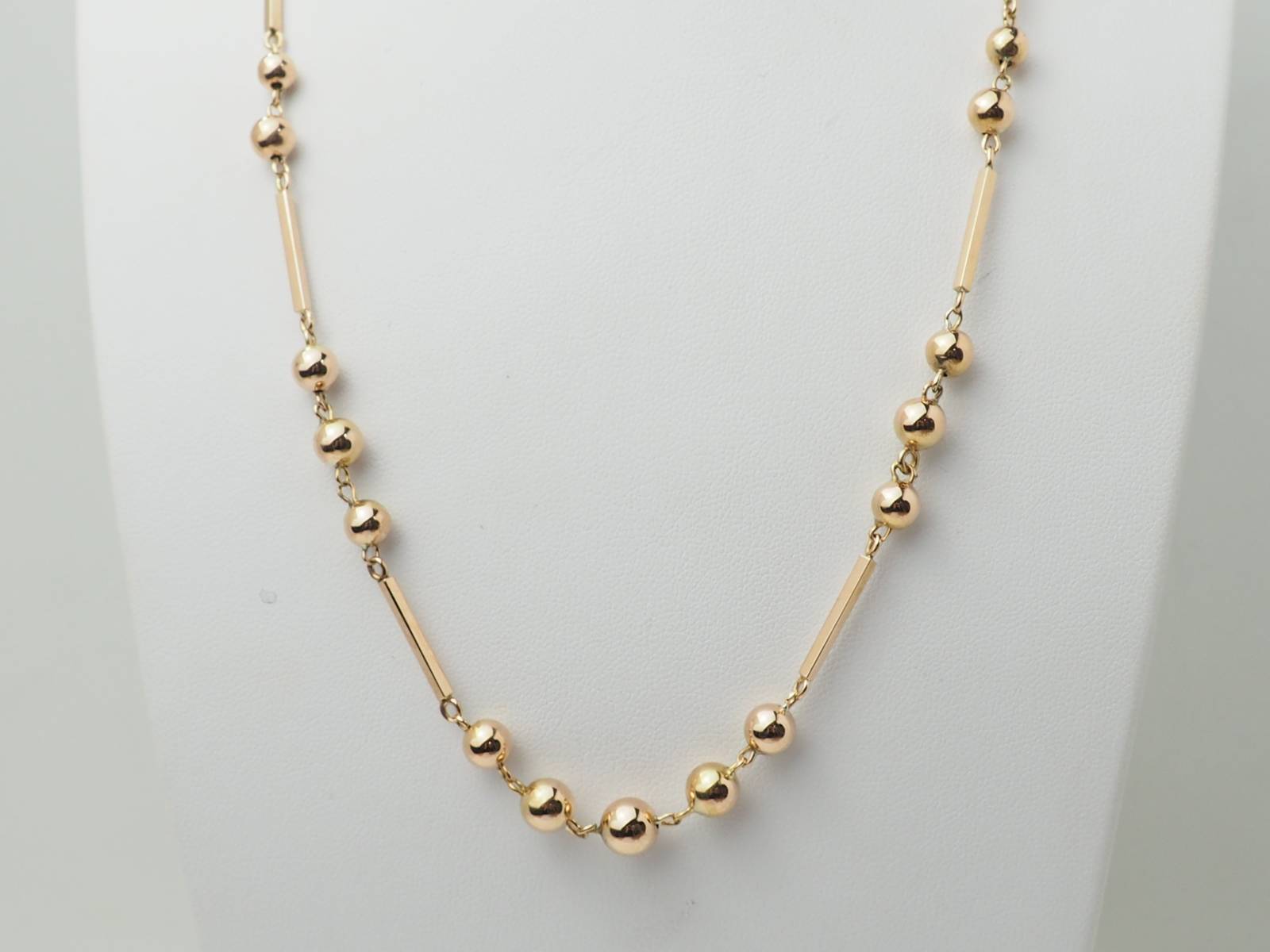 Bracelet ligne diamants en or blanc.