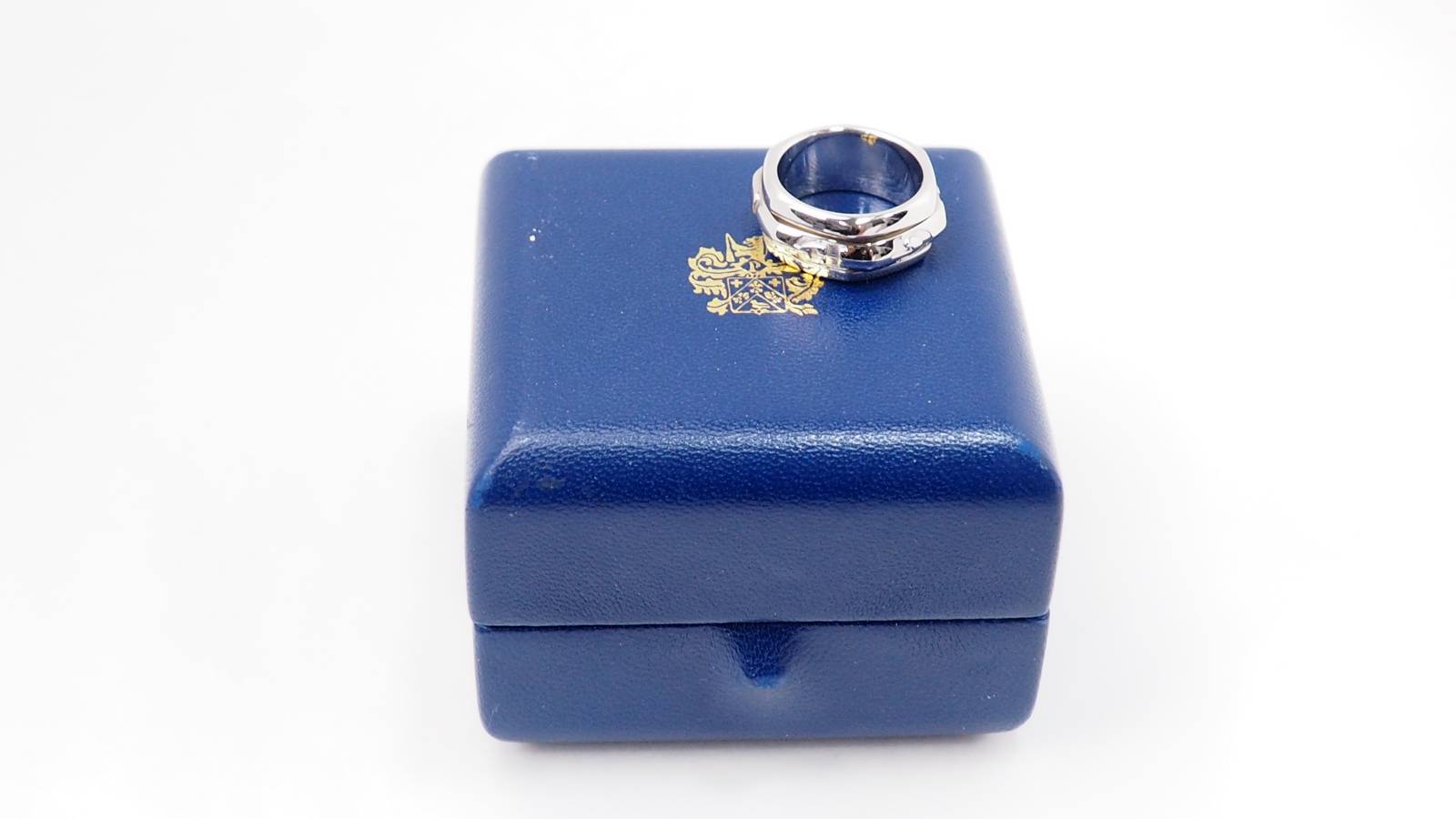 Bague Piaget Possesion en or blanc