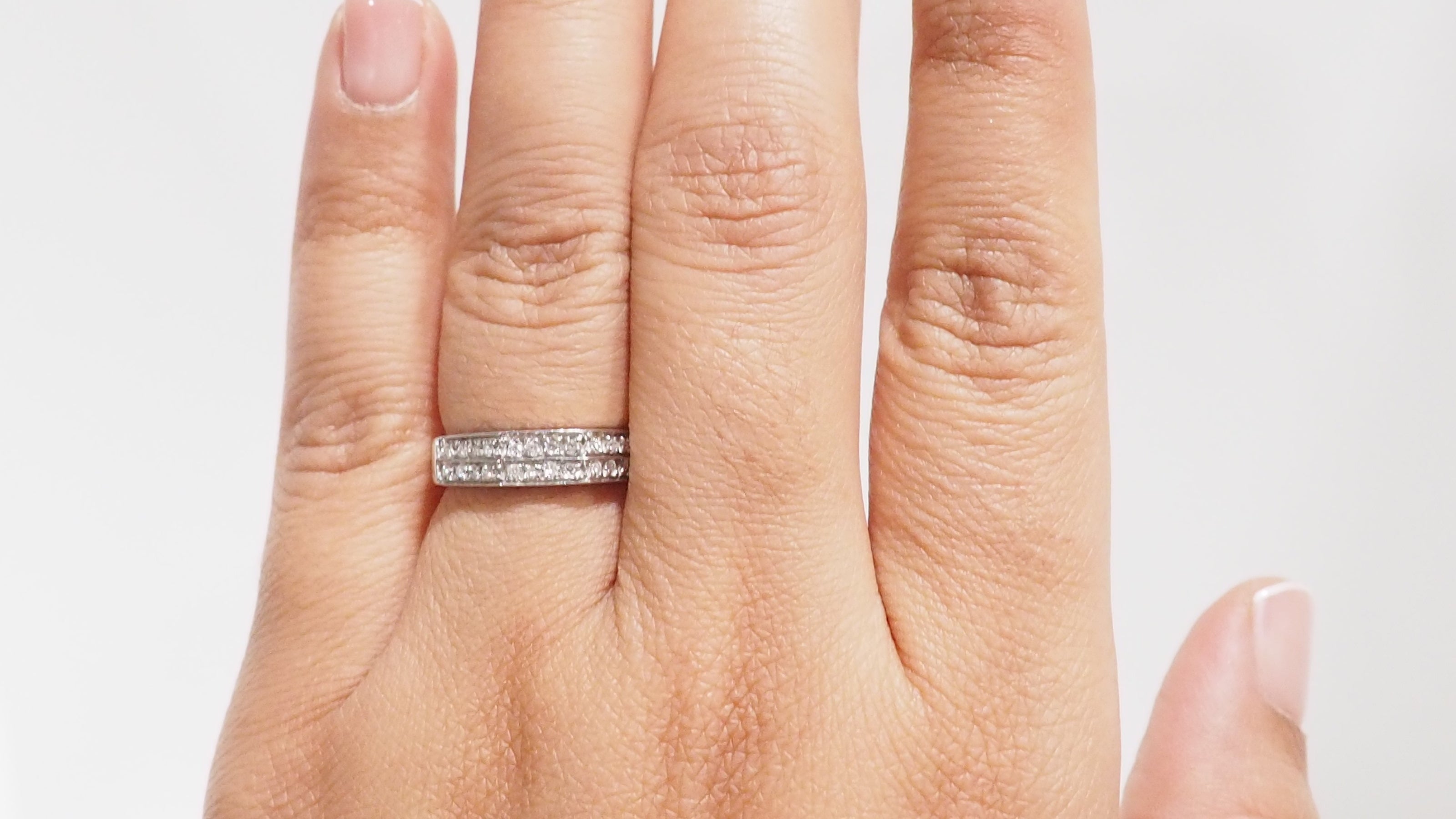 Bague en or blanc et diamants