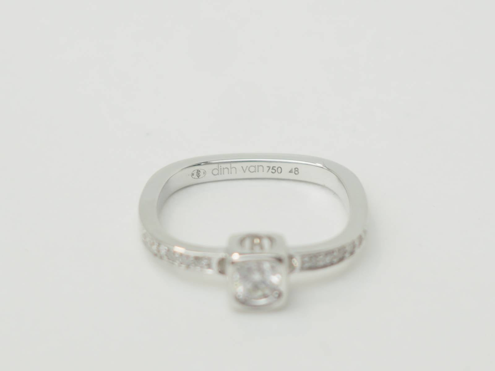 Bague Dinh Van Cube en or blanc et diamants