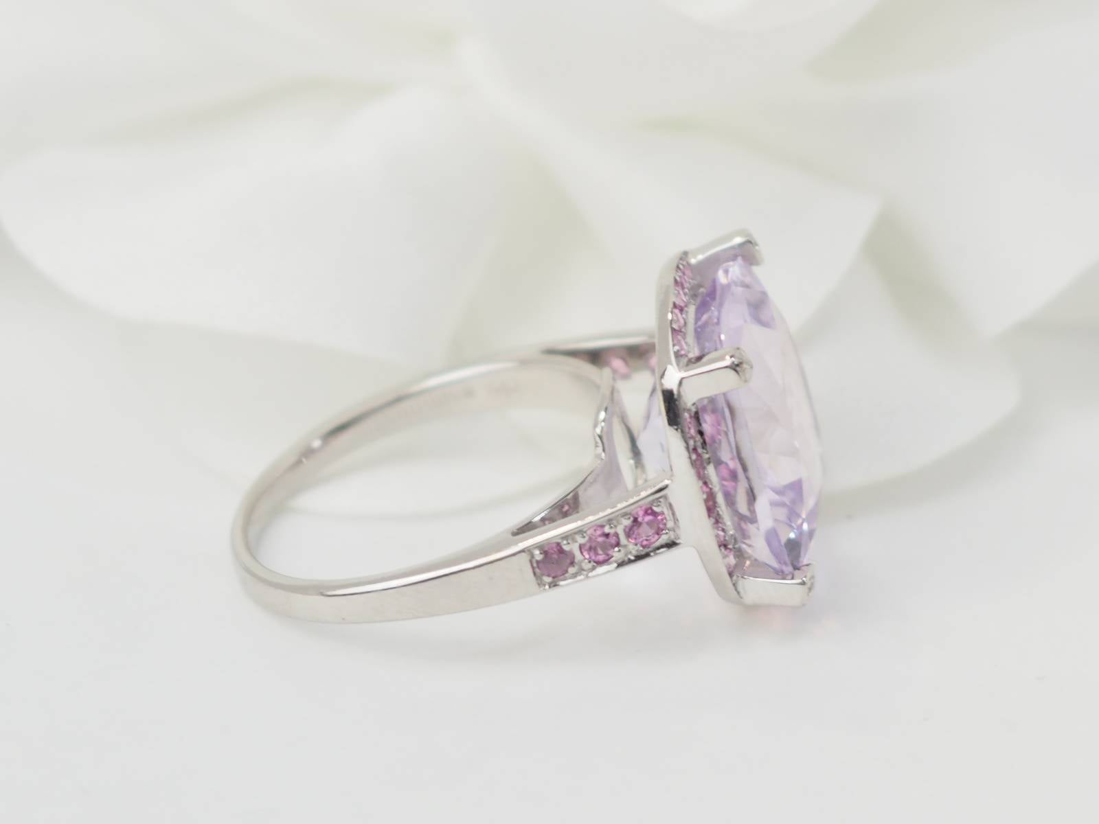 Bague Mauboussin "Couleur d'Amour" en or blanc et Améthyste