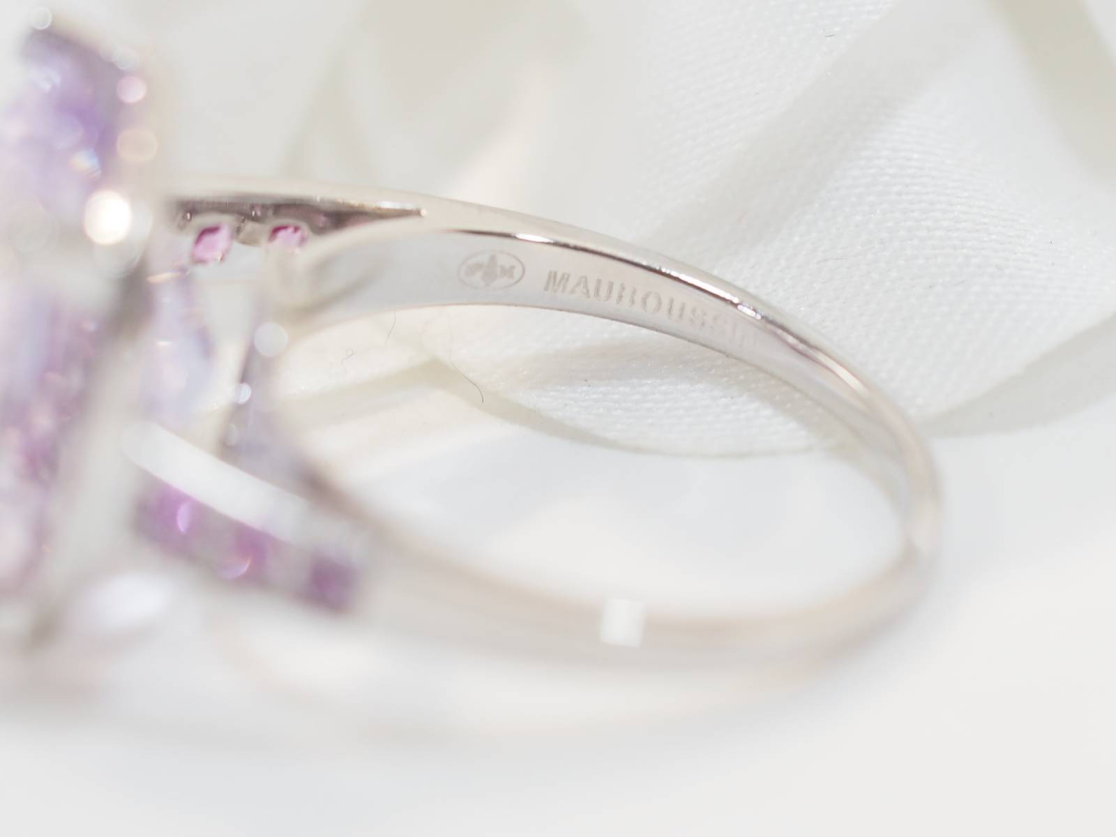 Bague Mauboussin "Couleur d'Amour" en or blanc et Améthyste