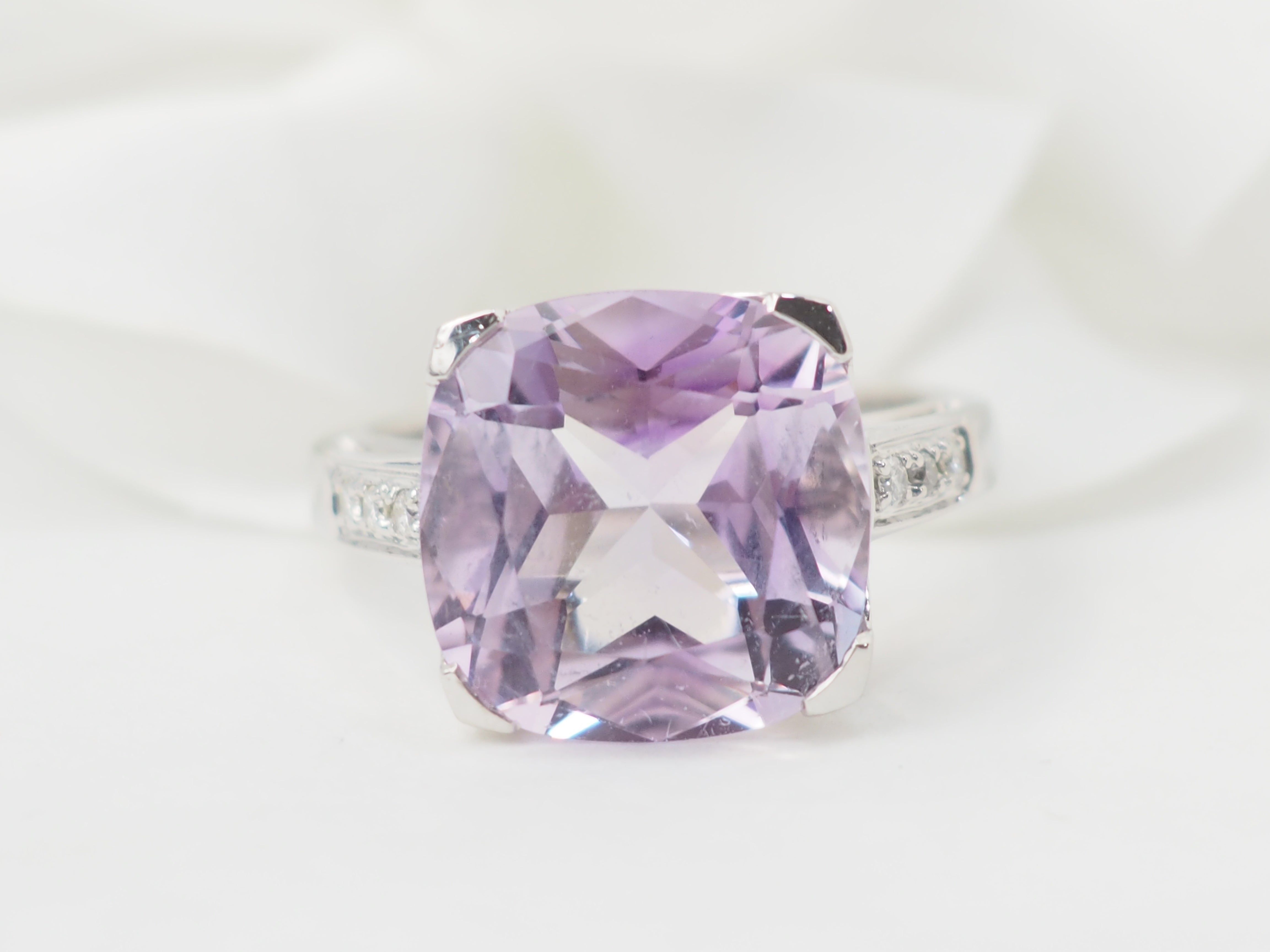 Boutons de manchette Cartier, "Santos Dumont", or et acier.