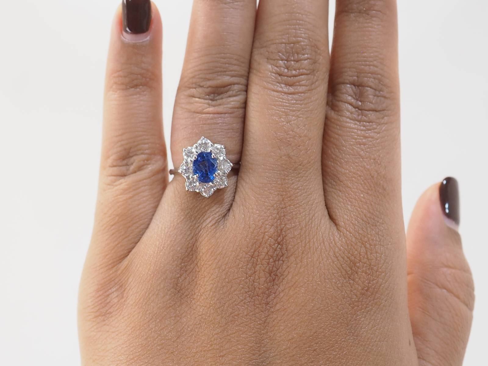 Collier rivière diamants en or blanc.